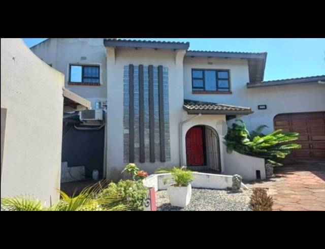 4 BEDROOM HOUSE FOR SALE IN MEER EN SEE